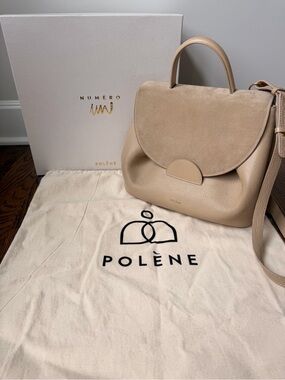 Polène Numéro Un